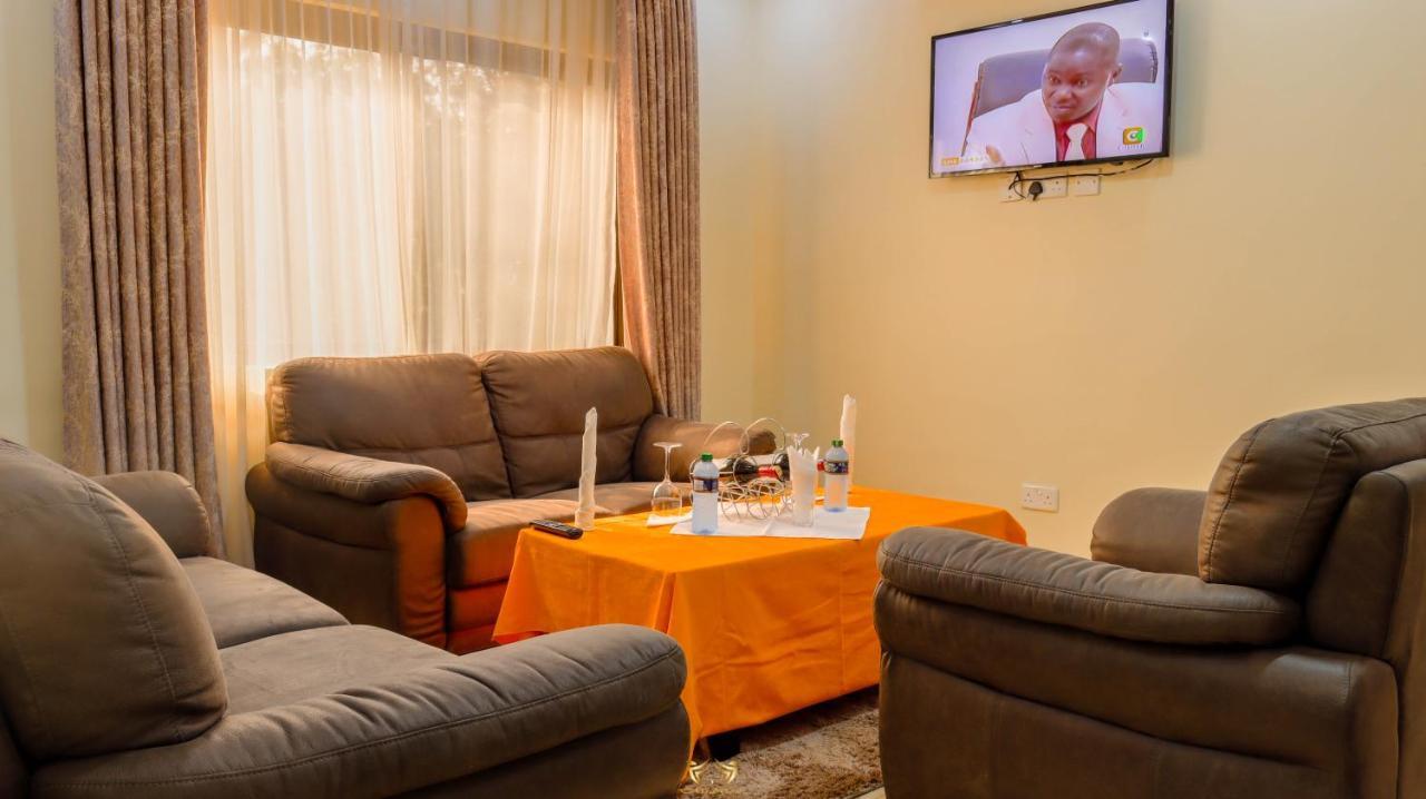Millsview Hotels In Kisumu Esterno foto