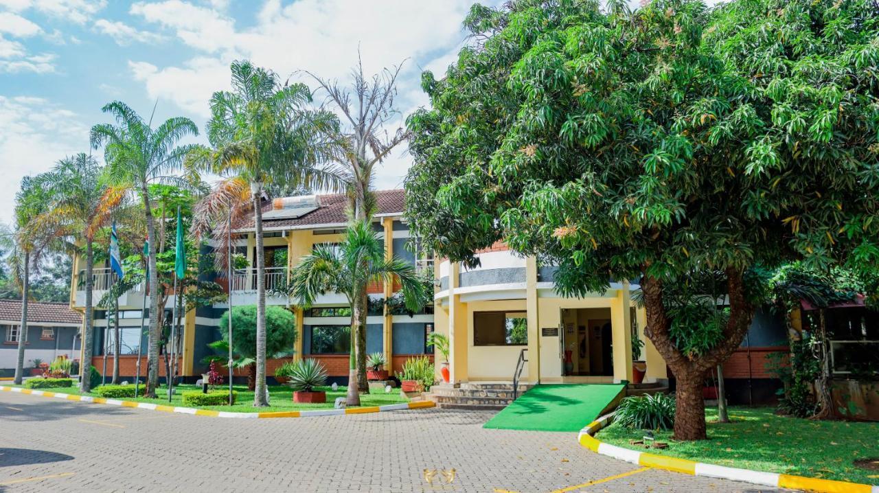 Millsview Hotels In Kisumu Esterno foto