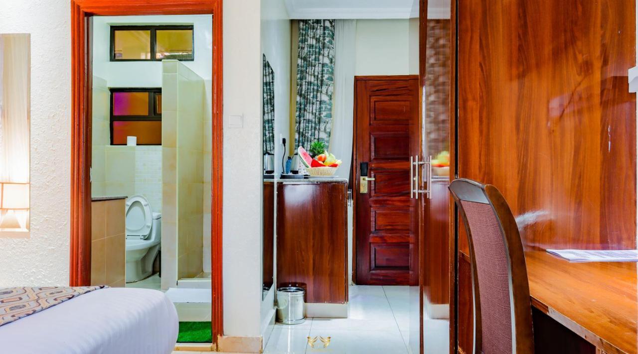Millsview Hotels In Kisumu Esterno foto