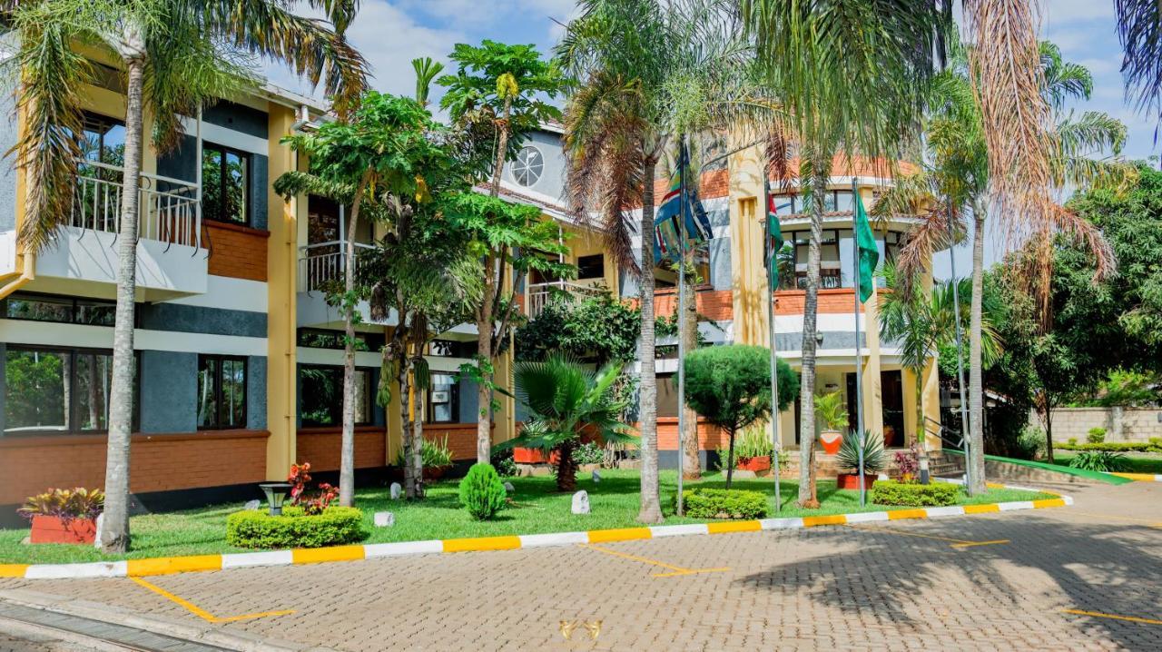 Millsview Hotels In Kisumu Esterno foto